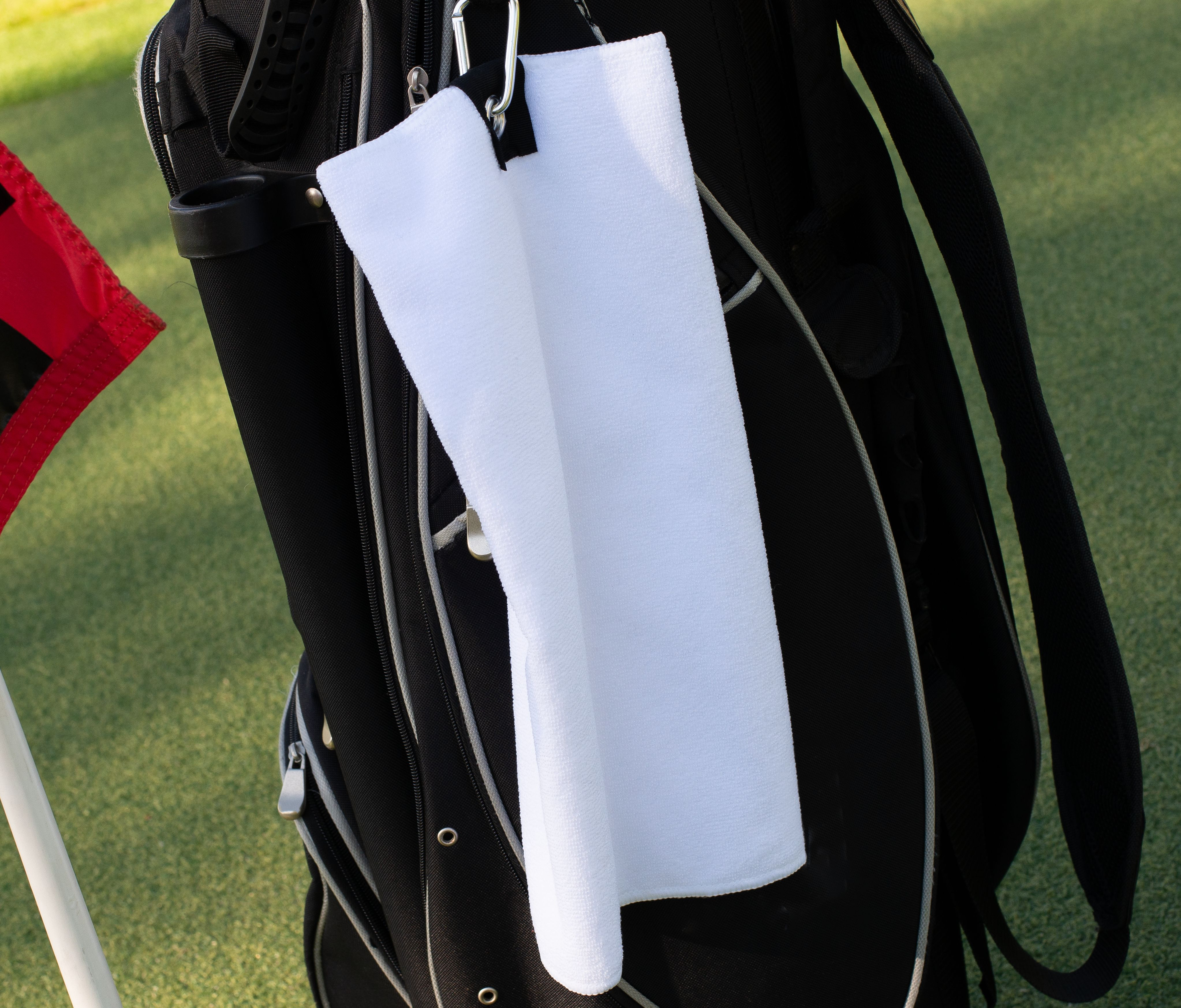 MICROFIBER GOLF TOWEL